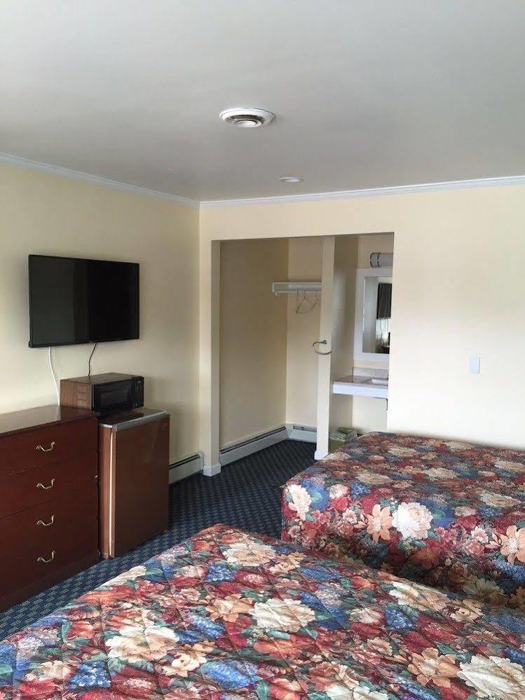 Top Hill Motel Σαρατόγκα Σπρινγκς Εξωτερικό φωτογραφία